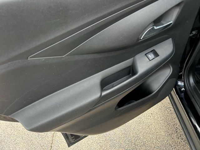 Used 2024 Buick Envista Sport Touring w/ Convenience I Package FWD image 20
