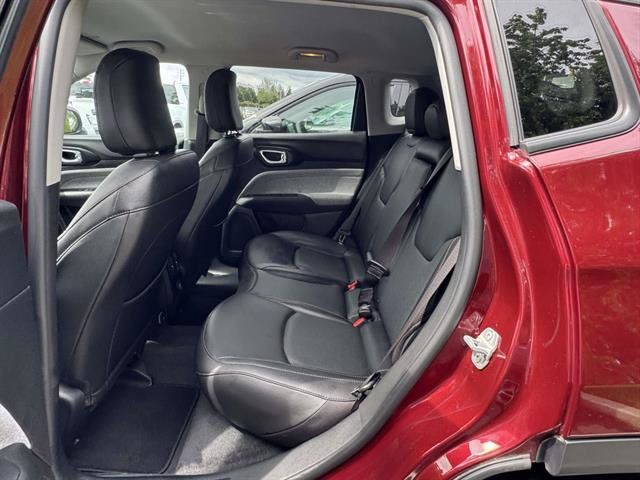 Used 2022 Jeep Compass Latitude AWD/4WD image 9