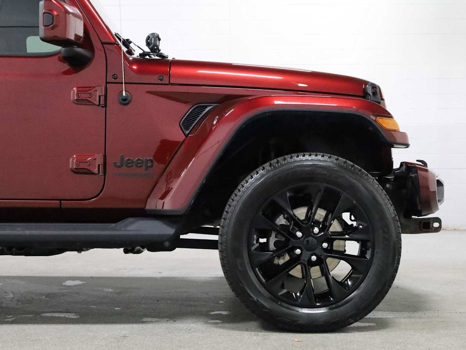 Used 2021 Jeep Wrangler Unlimited Sahara AWD/4WD image 11