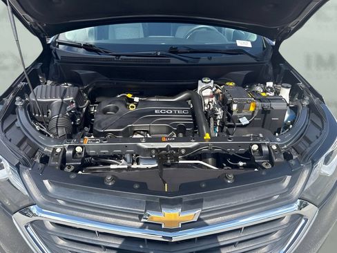 Used 2020 Chevrolet Equinox LS FWD image 24