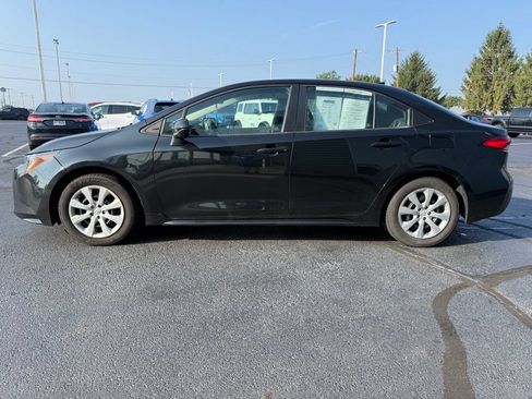 Used 2022 Toyota Corolla LE FWD image 8