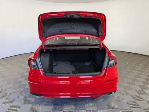 Used 2023 Honda Civic Sport image 9