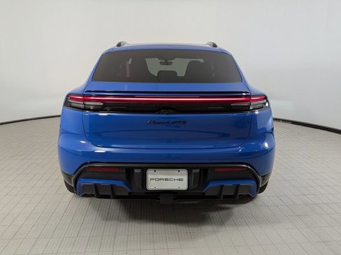 New 2026 Porsche Macan GTS Electric image 10