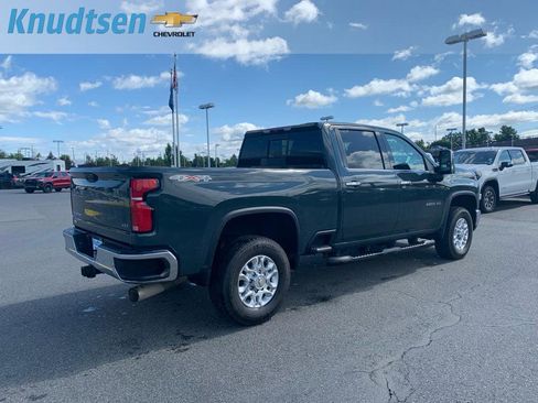 Used 2025 Chevrolet Silverado 3500 LTZ w/ LTZ Convenience Package AWD/4WD image 7
