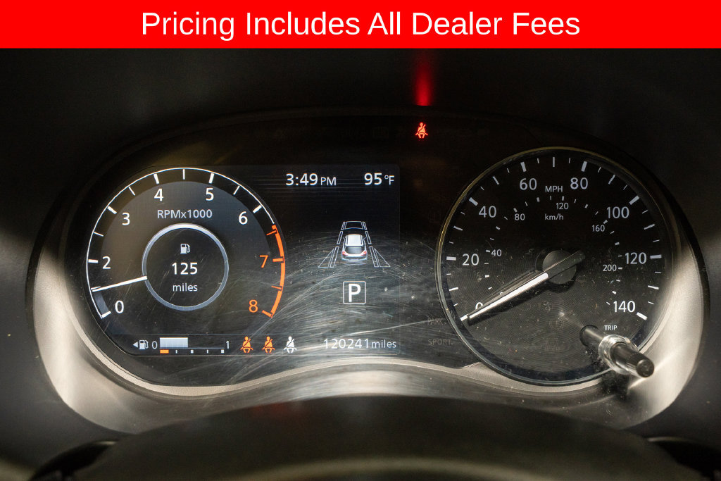 Used 2022 Nissan Kicks SR w/ Premium Package FWD image 17