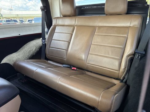 Used 2012 Jeep Wrangler Rubicon w/ PWR Convenience Group AWD/4WD image 19