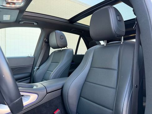Used 2024 Mercedes-Benz GLE 350 4MATIC w/ 3rd Row Seat Package image 19
