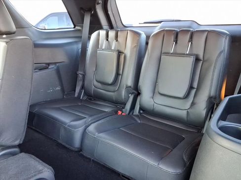 Certified 2019 Ford Explorer XLT w/ Equipment Group 202A image 26