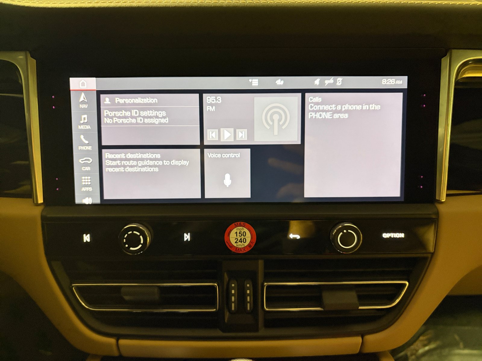 Certified 2023 Porsche Macan S AWD/4WD image 39