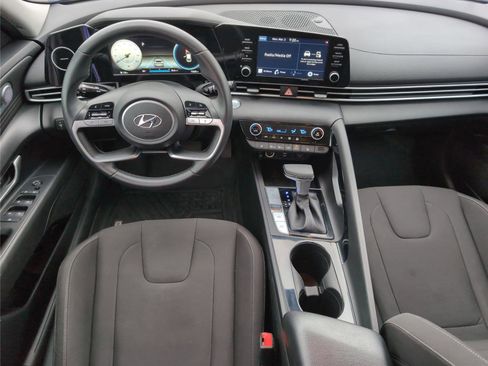 Used 2021 Hyundai Elantra SEL w/ Convenience + Premium Package image 31