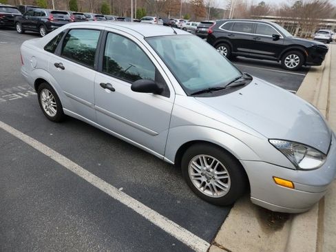 Used 2002 Ford Focus SE image 8