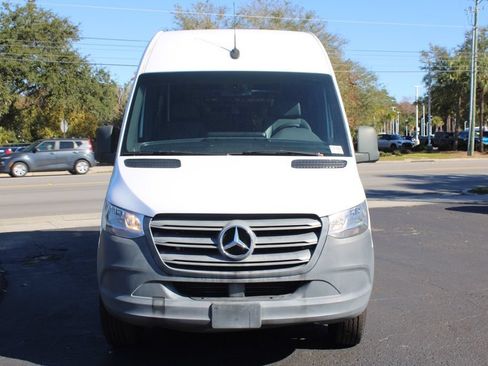 Used 2022 Mercedes-Benz Sprinter 1500 image 16
