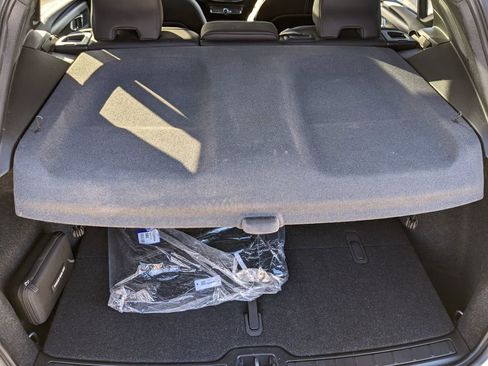 Certified 2023 Volvo XC40 Recharge Ultimate image 26