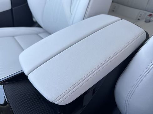 New 2026 Buick Envision Avenir image 21