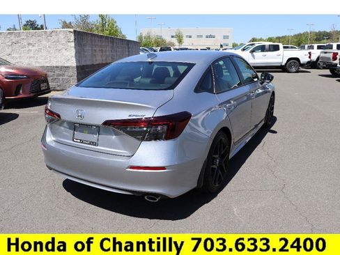 Used 2025 Honda Civic Sport image 7