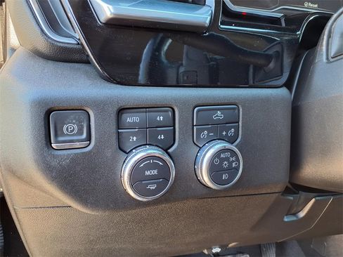 Used 2022 GMC Sierra 1500 Elevation w/ X31 Off-Road Package image 26