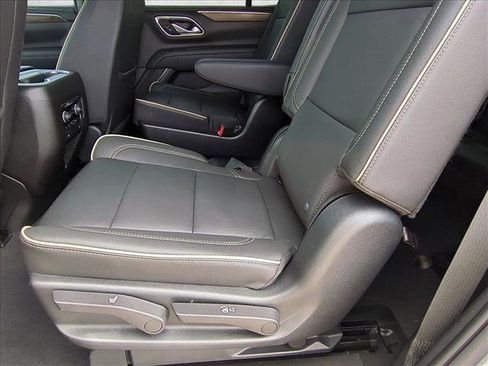 Used 2023 Chevrolet Tahoe Premier AWD/4WD image 19