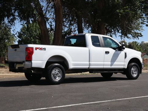 Used 2022 Ford F250 XL w/ Power Equipment Group AWD/4WD image 5