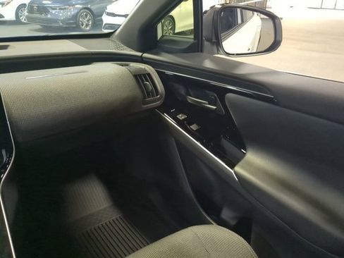 Used 2024 Toyota bZ4X XLE image 17