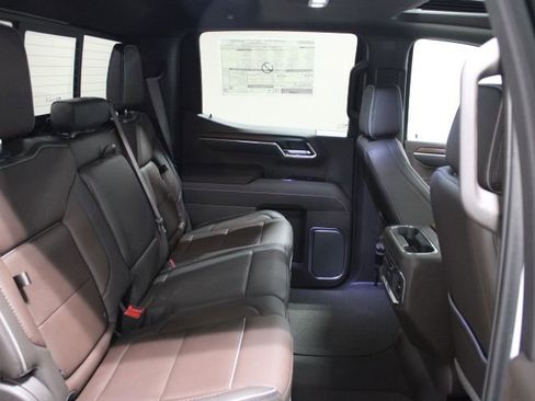 New 2026 GMC Sierra 1500 Denali w/ Denali Reserve Package AWD/4WD image 32