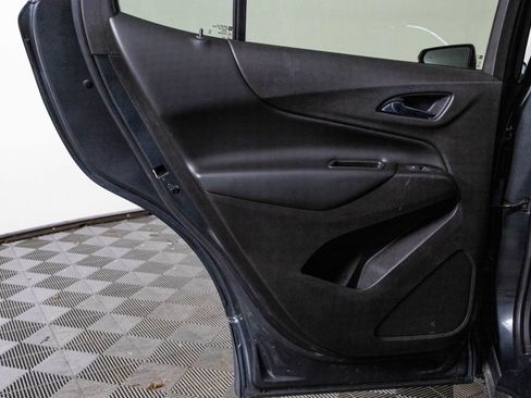 Used 2019 Chevrolet Equinox LT image 34