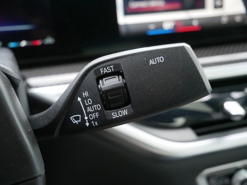 Certified 2025 BMW X6 M60i w/ Parking Assistance Package image 27