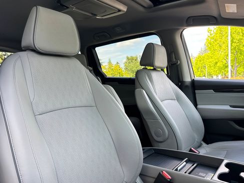 Certified 2024 Honda Odyssey Elite image 31