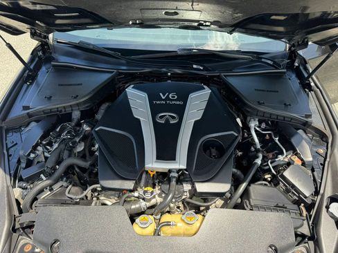 Used 2018 INFINITI Q50 Luxe w/ Essential Package (3.0T Luxe) AWD/4WD image 23