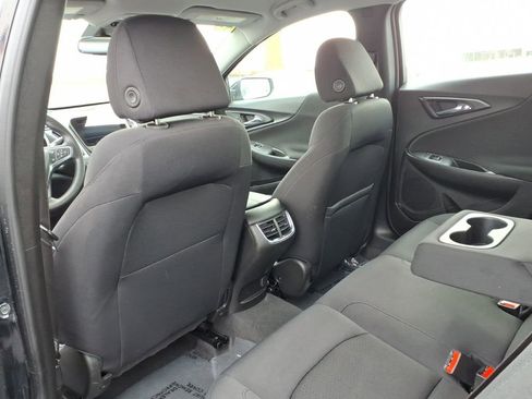 Certified 2025 Chevrolet Malibu LT image 26