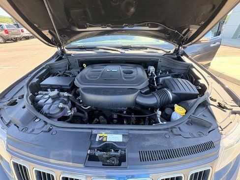 Used 2016 Jeep Grand Cherokee Limited RWD image 32