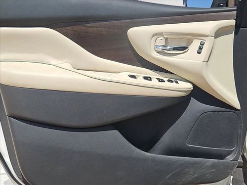 Used 2020 Nissan Murano Platinum FWD image 21