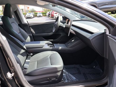 Used 2024 Tesla Model 3 Long Range AWD/4WD image 30