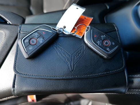 Used 2021 Chevrolet Corvette Stingray Preferred Cpe w/ Z51 Performance Package image 35