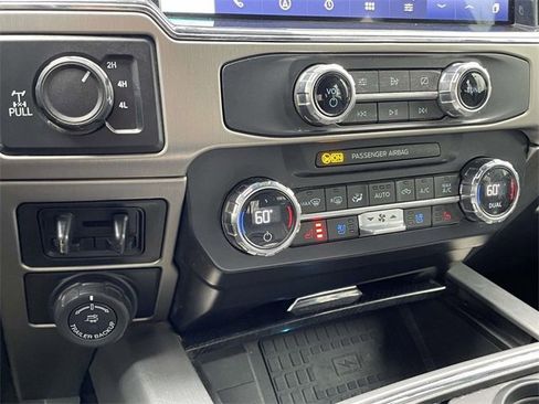 Used 2022 Ford F250 Platinum w/ Tremor Off-Road Package image 28