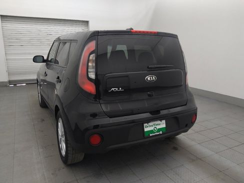 Used 2019 Kia Soul + FWD image 5