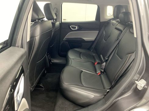 Used 2022 Jeep Compass Limited AWD/4WD image 24
