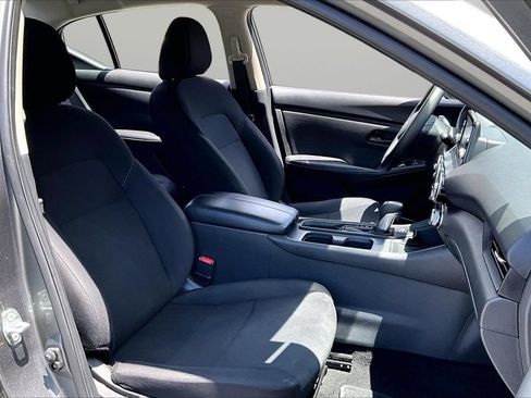 Used 2024 Nissan Sentra S FWD image 21