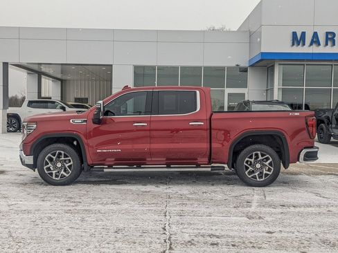 Used 2025 GMC Sierra 1500 SLT w/ SLT Premium Plus Package image 9