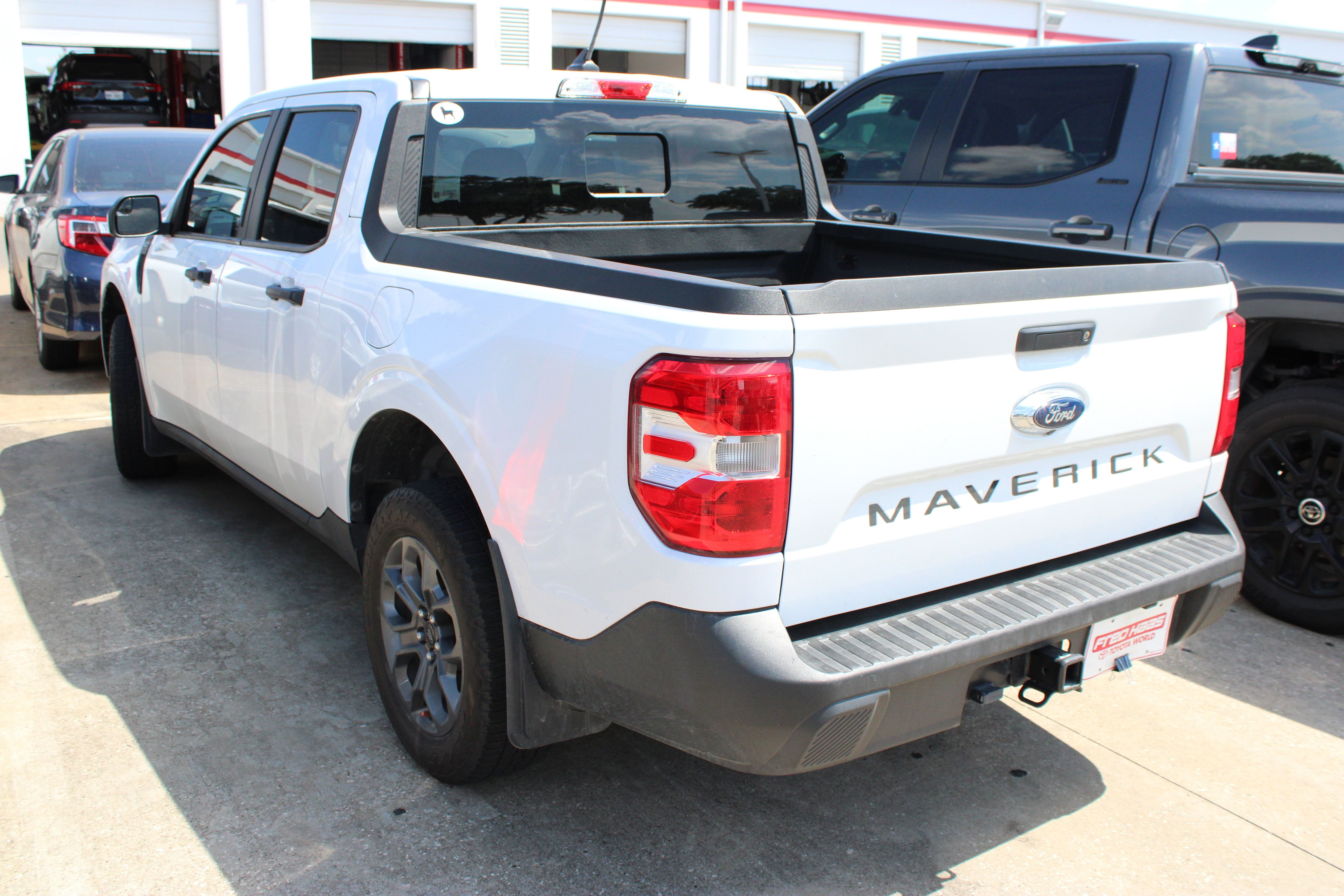Used 2023 Ford Maverick XLT FWD image 5