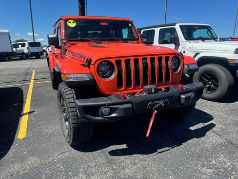 Used 2023 Jeep Gladiator Rubicon w/ LED Lighting Group AWD/4WD image 2