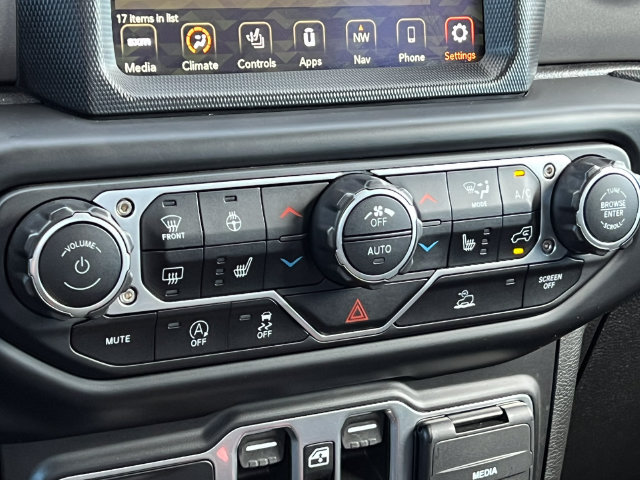 Used 2023 Jeep Gladiator Sport AWD/4WD image 30