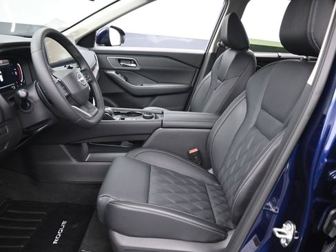 New 2026 Nissan Rogue Platinum w/ Platinum Premium Package AWD/4WD image 9