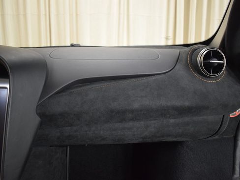Used 2024 McLaren 750S Spider RWD image 23