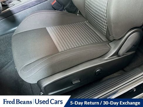 Certified 2023 Dodge Challenger R/T w/ Blacktop Package image 20