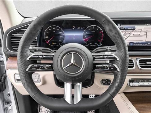 New 2026 Mercedes-Benz GLS 450 4MATIC image 17