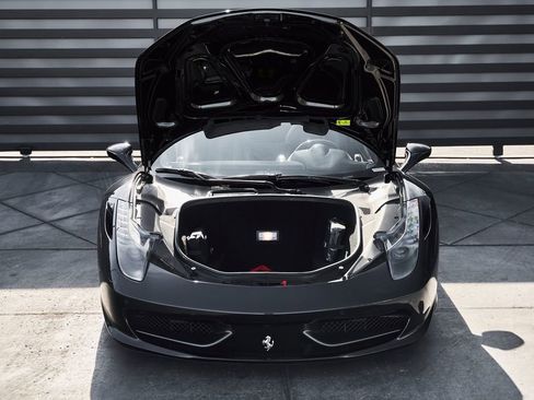Used 2015 Ferrari 458 Spider RWD image 17