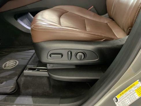 Used 2018 Buick Enclave Avenir w/ Avenir Technology Package image 25