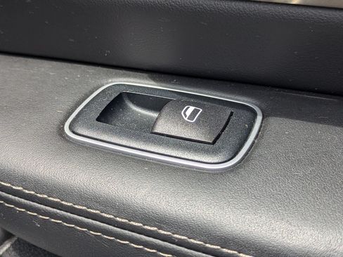 Used 2020 RAM 1500 Limited AWD/4WD image 37