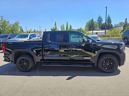 Used 2026 GMC Sierra 1500 Elevation w/ Elevation Premium Package AWD/4WD image 6