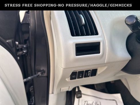 Used 2013 Toyota Prius V Five image 9